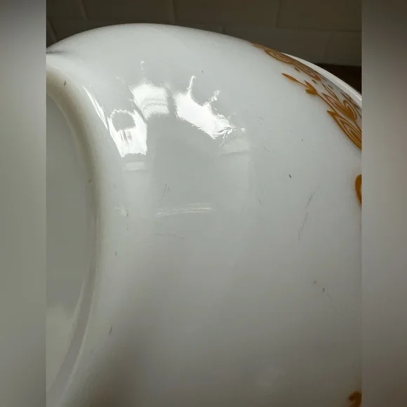 Vintage Pyrex Bowl - Picture 12 of 12